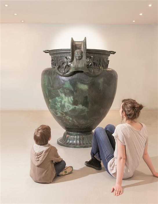 Musee Du Pays Chatillonnais Tresor De Vix Tourisme En Bourgogne Musee Du Pays Chatillonnais Tresor De Vix Tourisme En Bourgogne