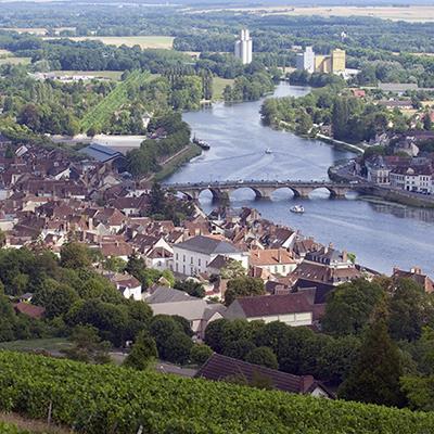 Joigny - Crédit : Alain Doire / Bourgogne Tourisme